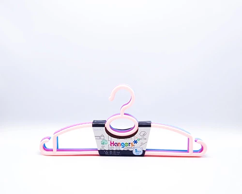 5 علاقة ملابس كبير